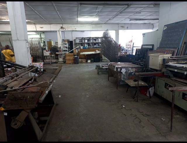 2,390M² WAREHOUSE FOR SALE IN JEPPESTOWN